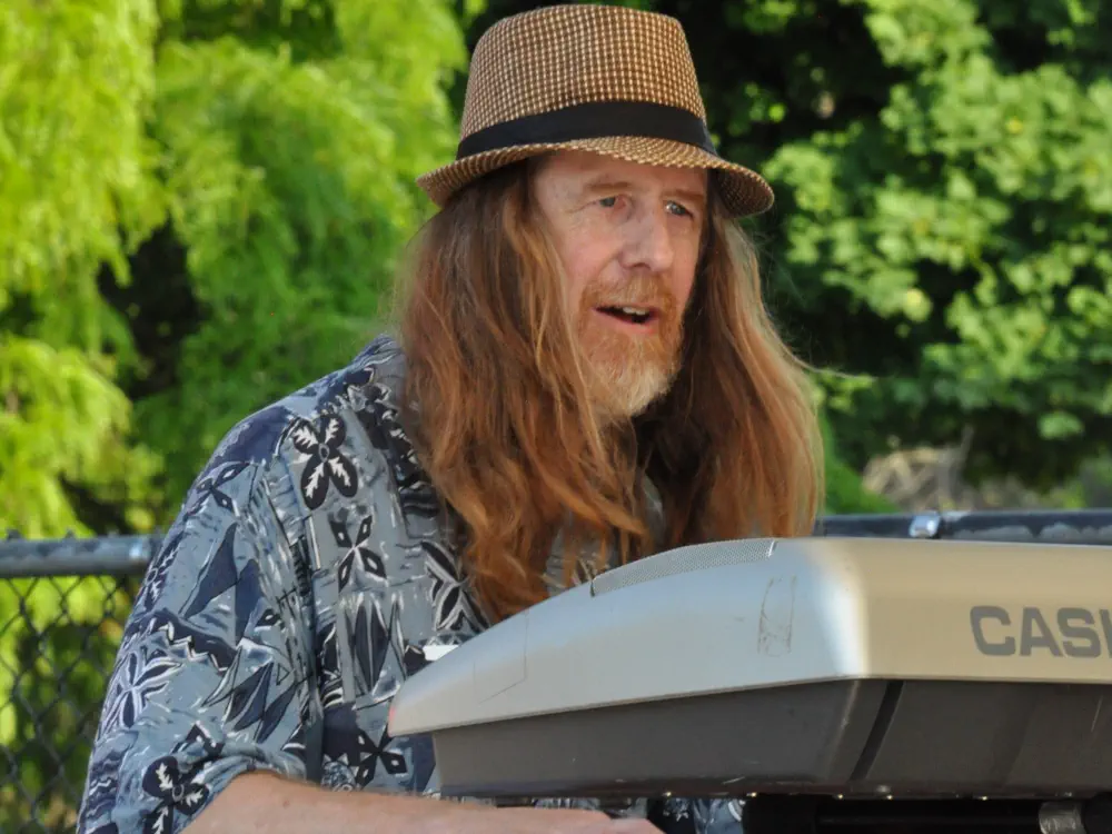 cigarette break band milwaukee | Beer Garden Jams: On Tap Live Music SAINT KATE SOUNDS - |